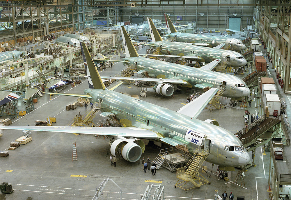 1989 - 767-200 production line